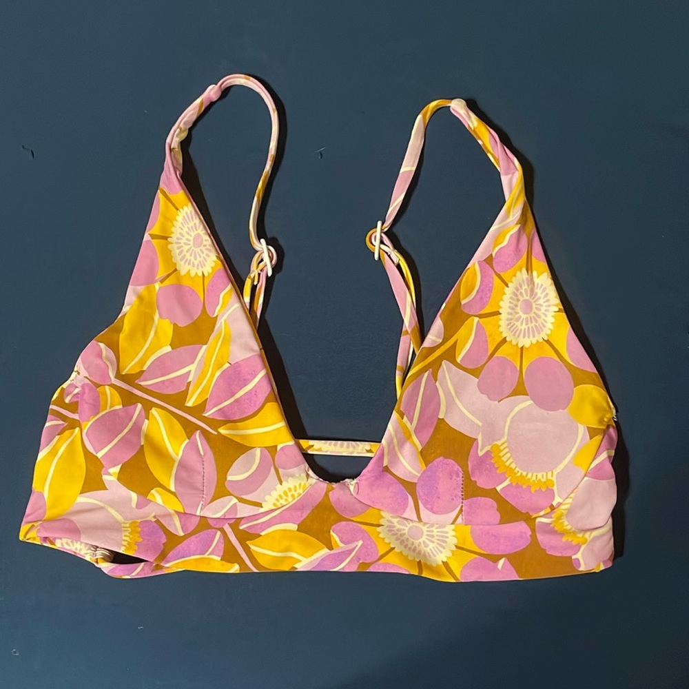 Stone Fox Swim adjustable top